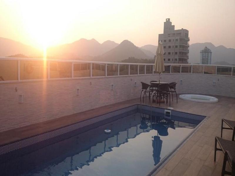 Blue Hill Hotel image