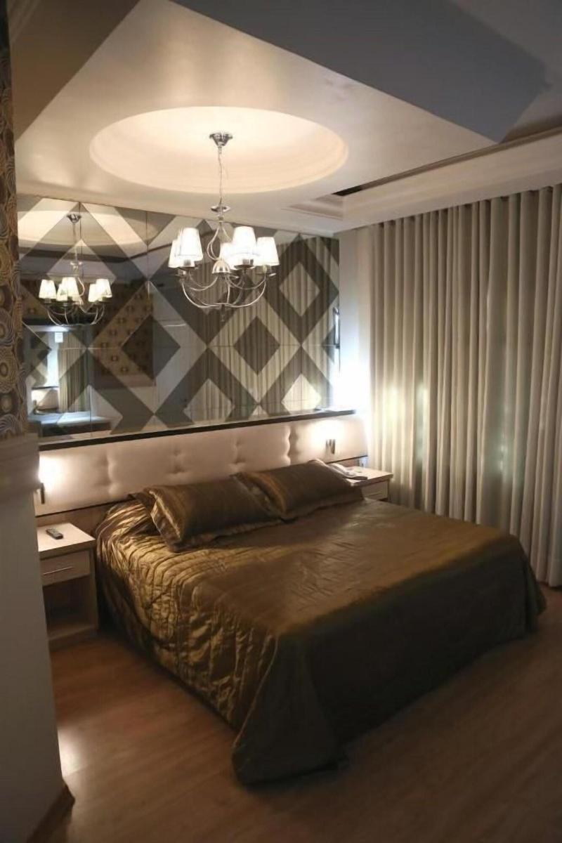 Hotel Premier image