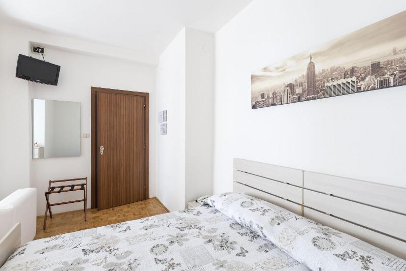 Hotel Da Marco image