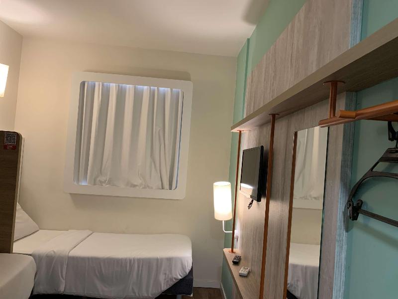 Ibis Budget Muriaé image