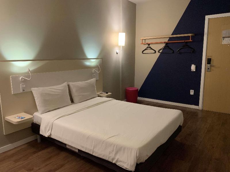 Ibis Budget Muriaé image