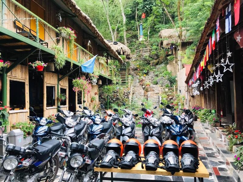 Green Hill Hostel & Homestay