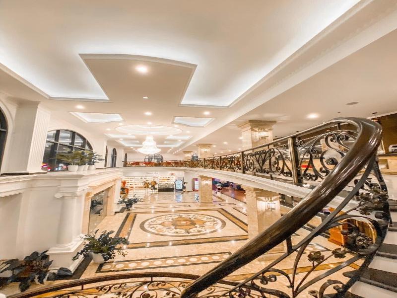 Phoenix Hotel