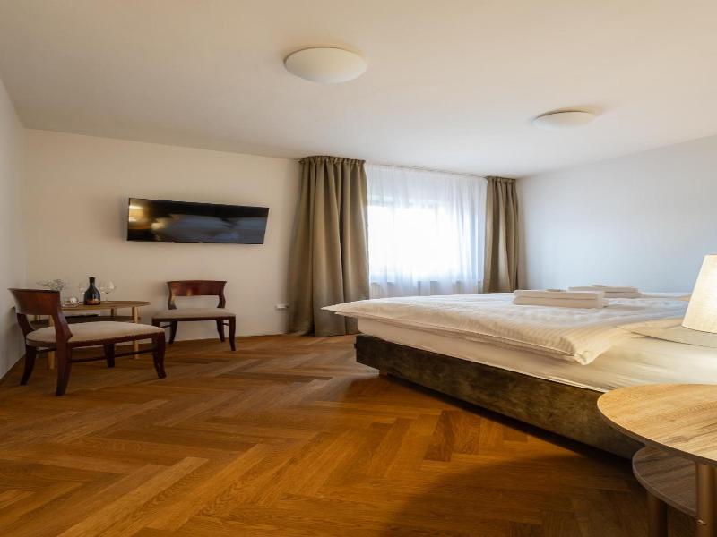 Boutique Hotel Tanzberg image