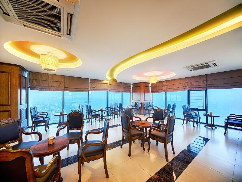 Muong Thanh Grand Cua Lo Hotel