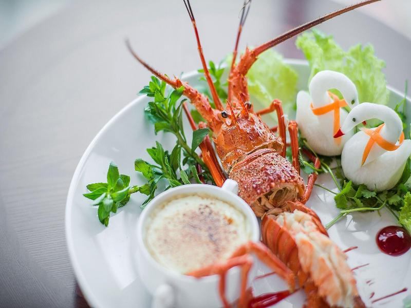 Muong Thanh Grand Cua Lo Hotel