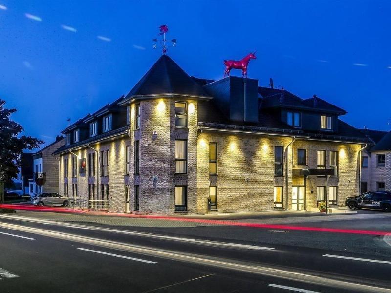 Hotel Rotes Einhorn image