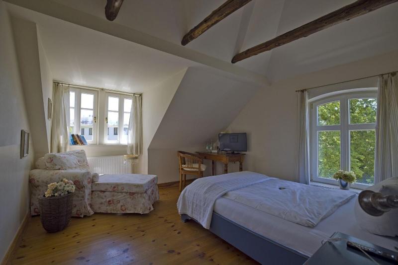 Hotel Hochzeitshaus image