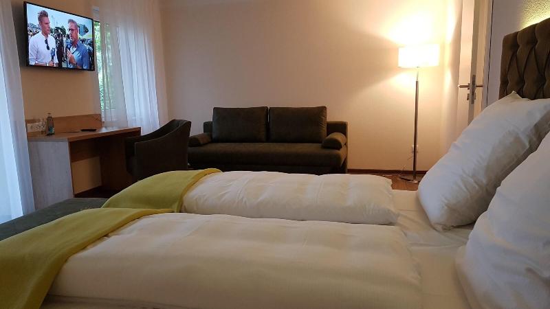 Kräuterhotel Heidejäger image