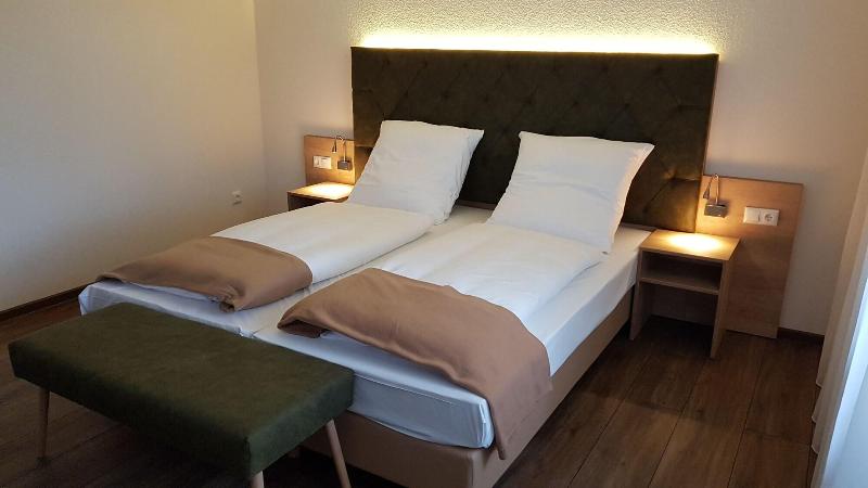 Kräuterhotel Heidejäger image