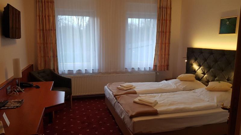 Kräuterhotel Heidejäger image