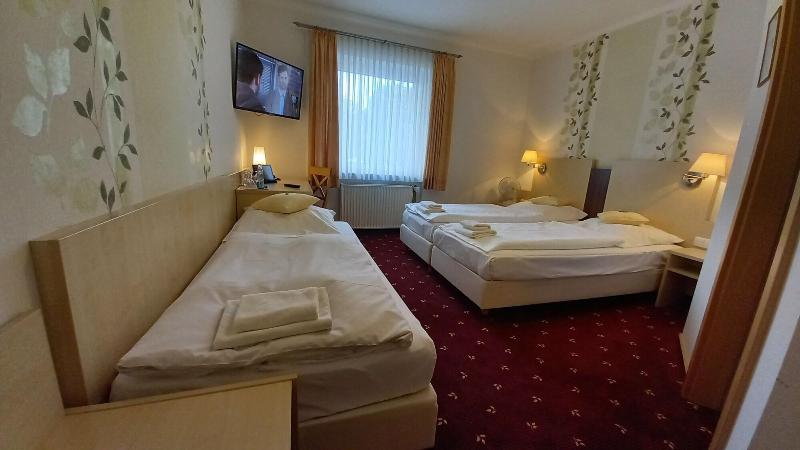 Kräuterhotel Heidejäger image
