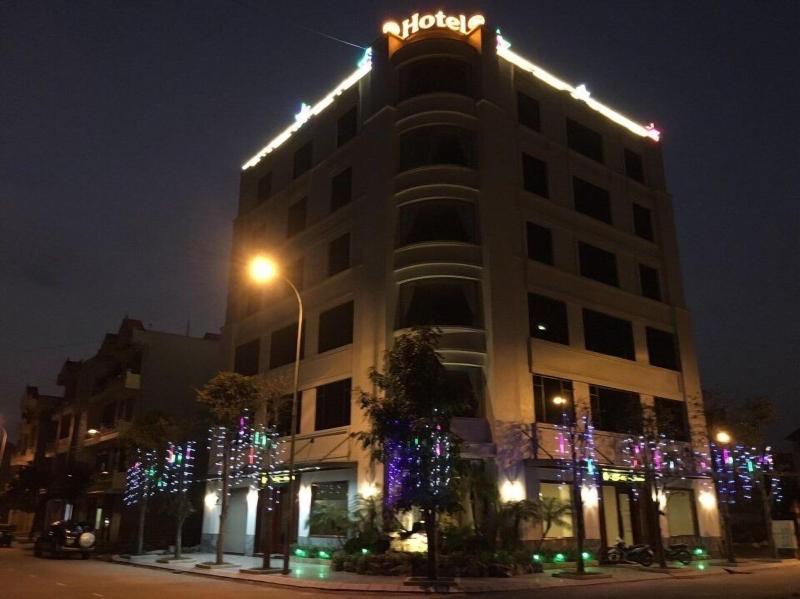Golden Thai Binh Hotel image