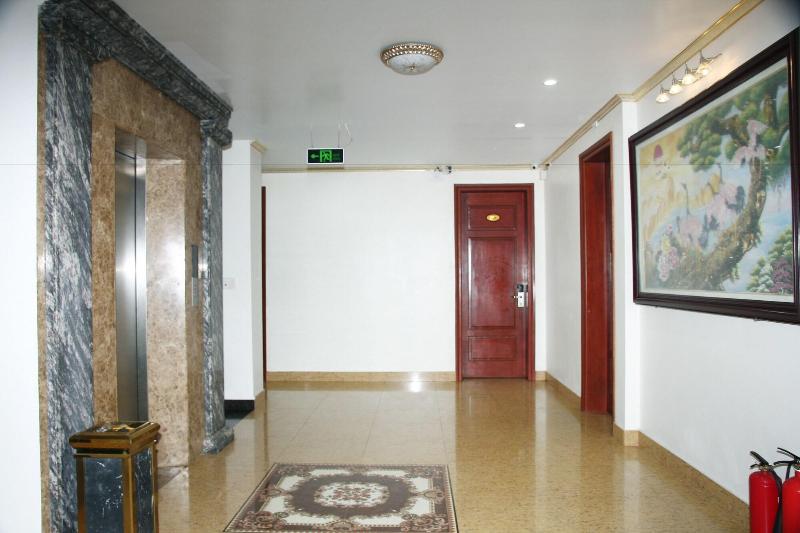 Golden Thai Binh Hotel image
