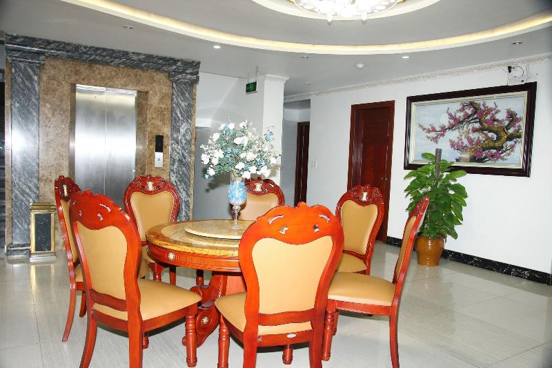 Golden Thai Binh Hotel image