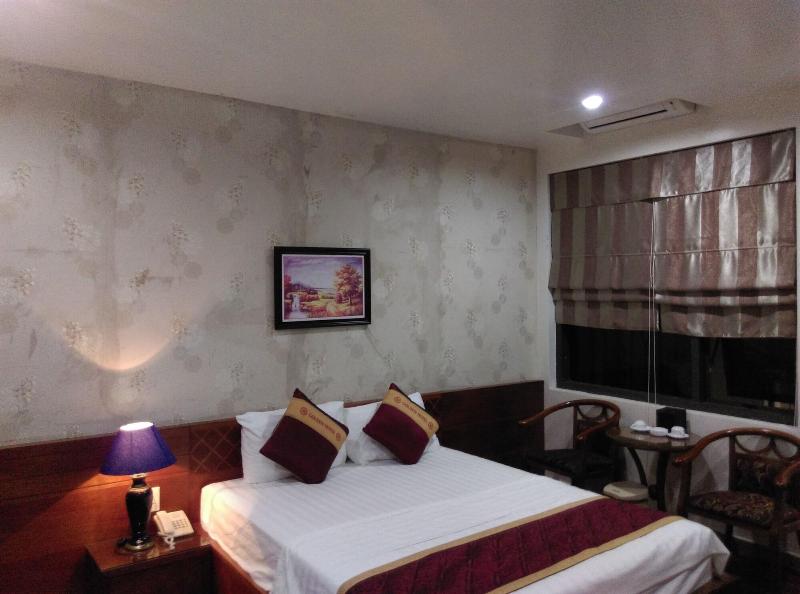 Golden Thai Binh Hotel image