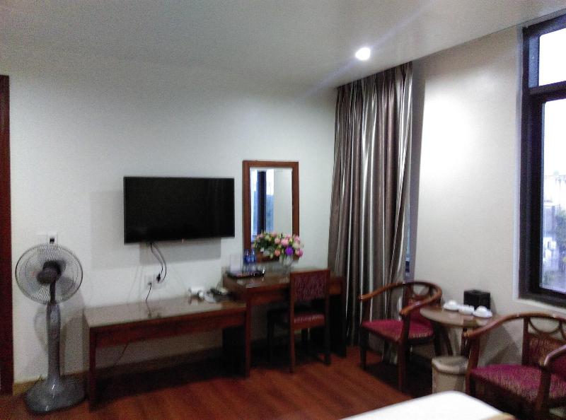 Golden Thai Binh Hotel image