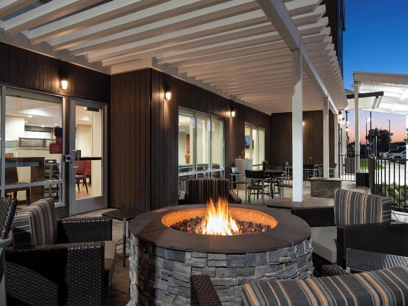 Towneplace Suites By Marriott Fresno Clovis