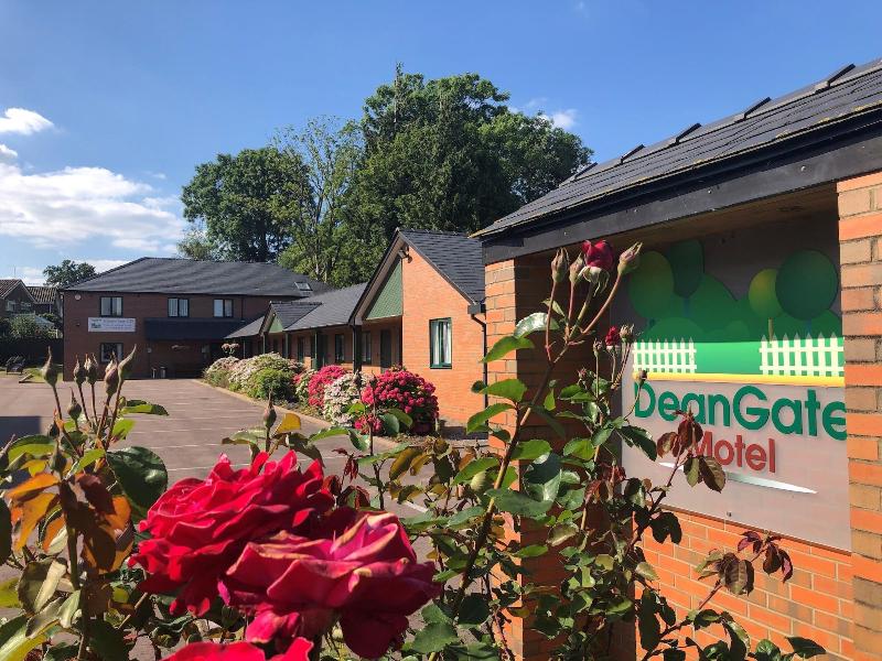 Deangate Motel