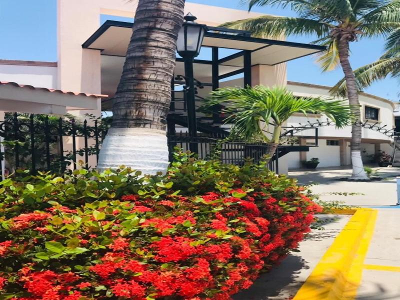 Hotel Marina Topolobampo image
