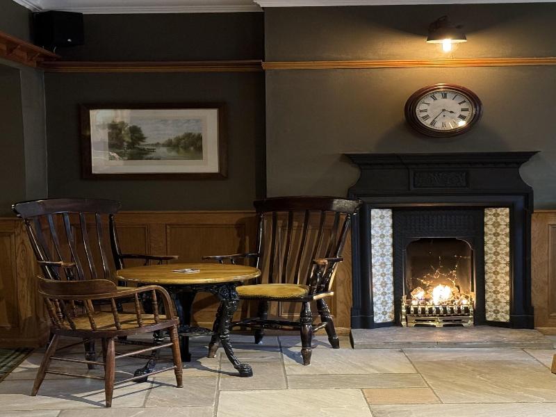 The White Rose Hotel image