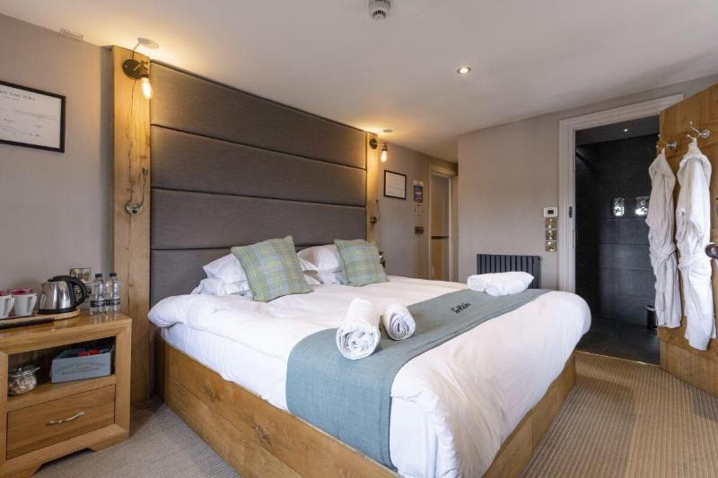 The World Famous Tan Hill Inn image