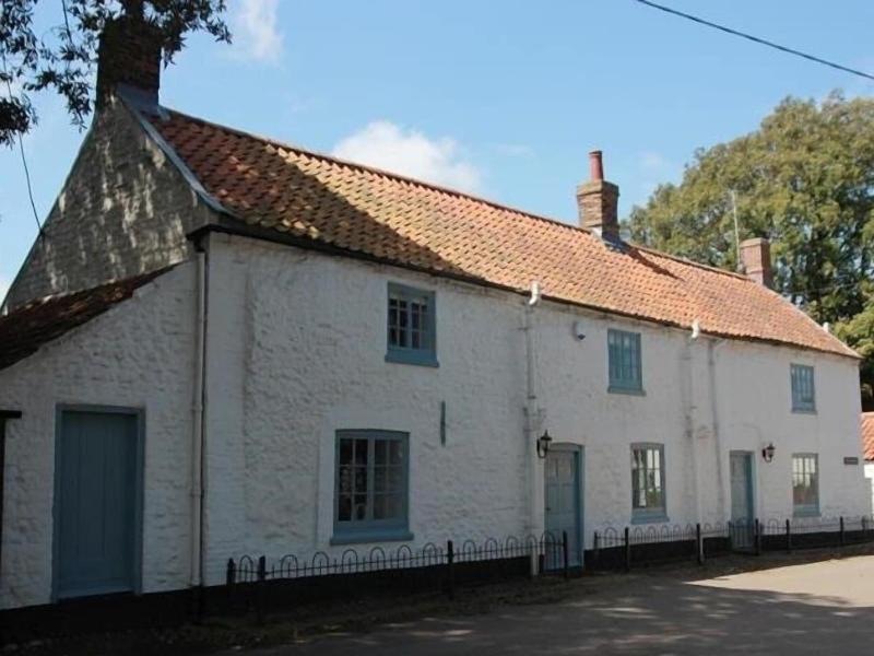 The Orange Tree image