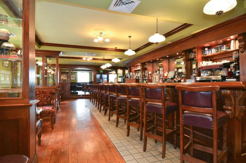 Hotel Newport image