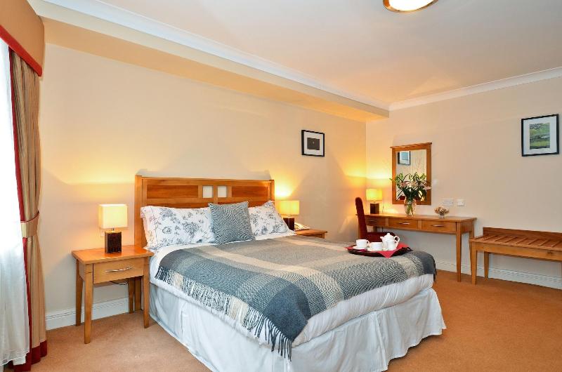 Hotel Newport image