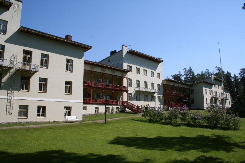 Kruunupuisto Hotel