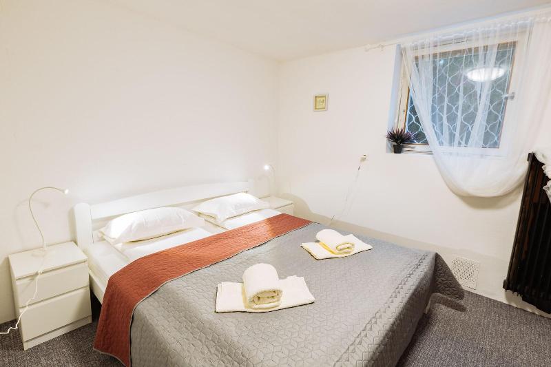 Emona Guesthouse Ljubljana image