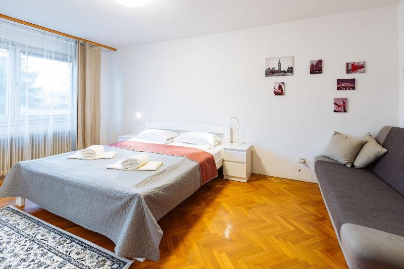 Emona Guesthouse Ljubljana image