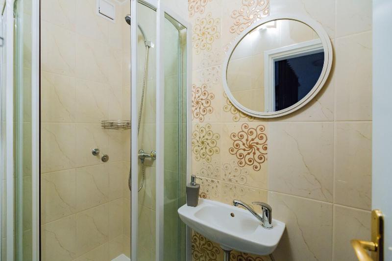 Emona Guesthouse Ljubljana image