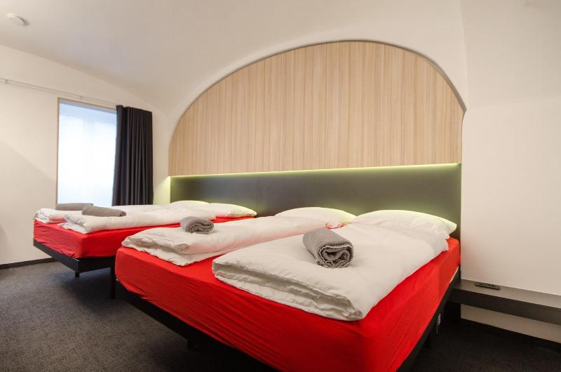 Cha Cha Rooms image