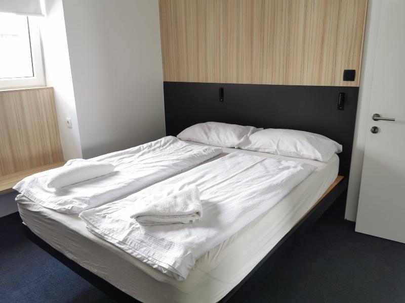 Cha Cha Rooms image