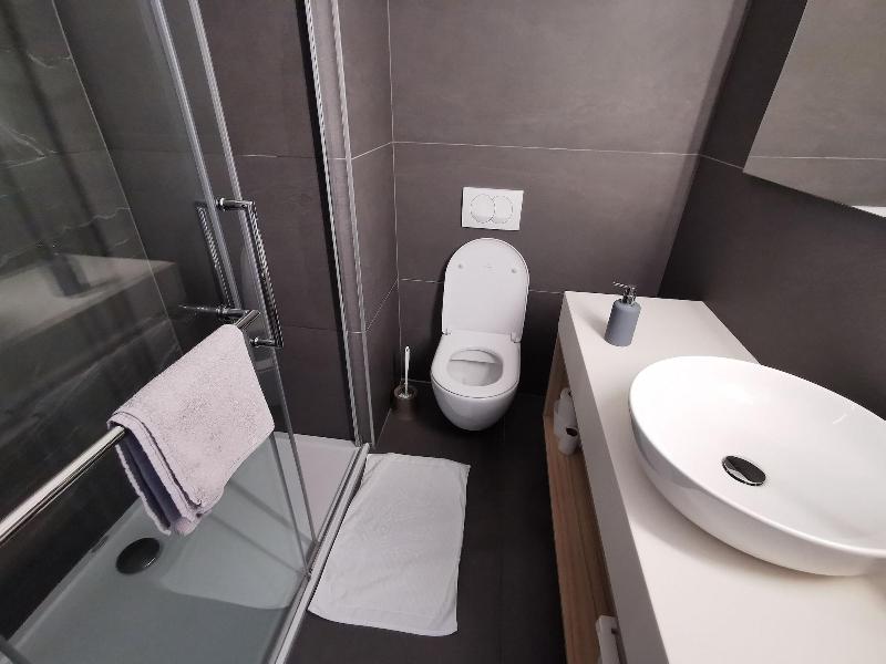 Cha Cha Rooms image