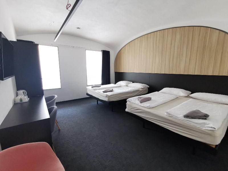 Cha Cha Rooms image