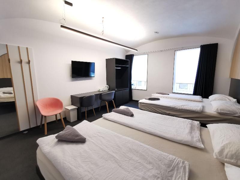 Cha Cha Rooms image