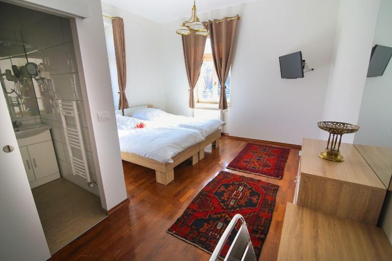 Hotel Vila Katrca image