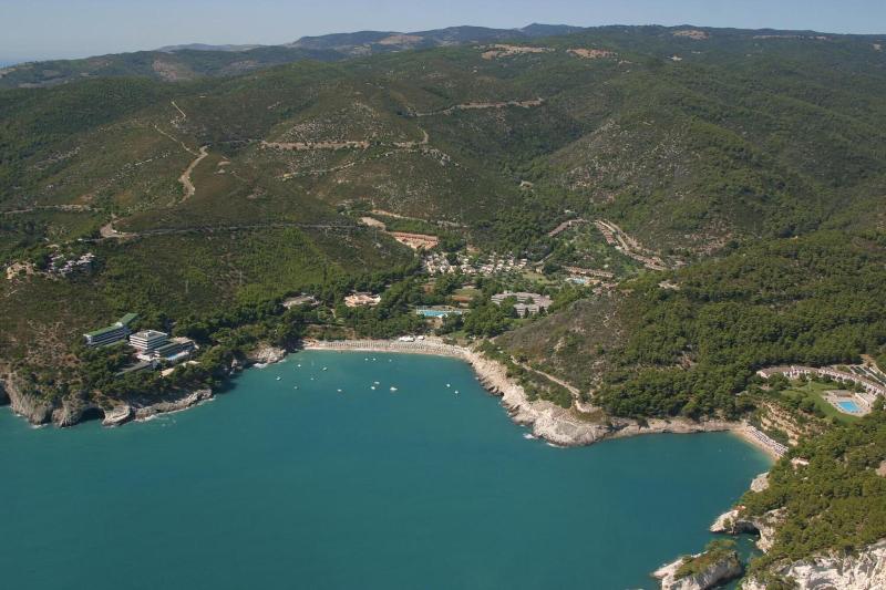 Pugnochiuso Resort - Hotel Degli Ulivi image
