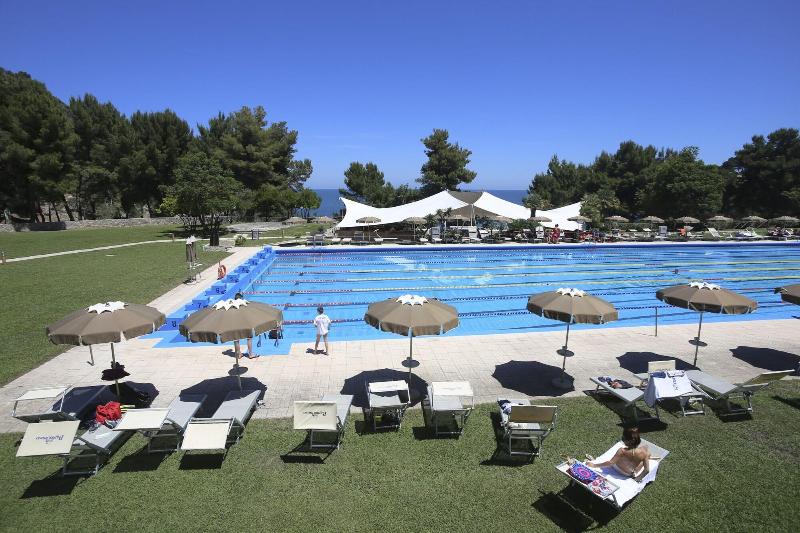 Pugnochiuso Resort - Hotel Degli Ulivi image