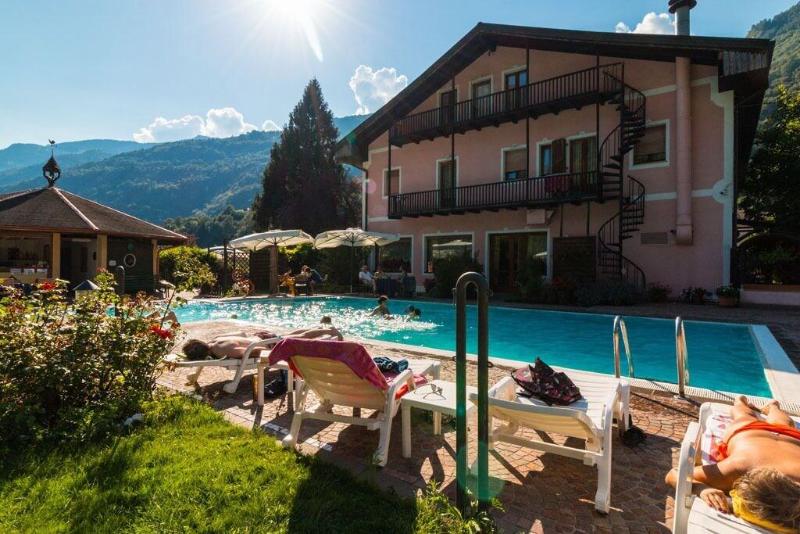 Albergo Ristorante Aurora image