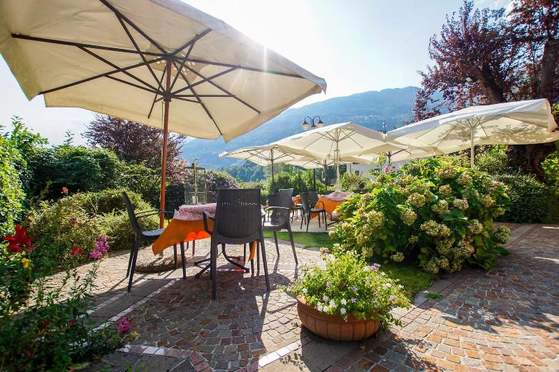 Albergo Ristorante Aurora image