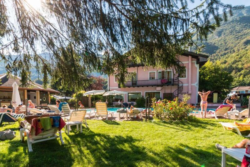 Albergo Ristorante Aurora image