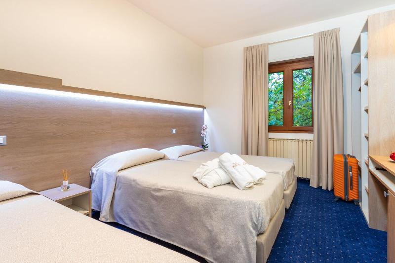 Albergo Ristorante Aurora image