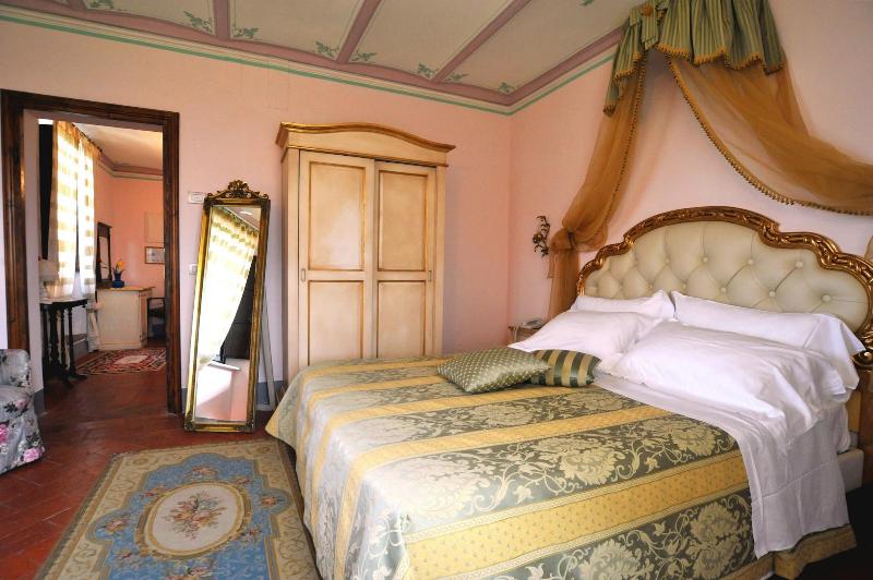 Relais Castelluccio Palusse image