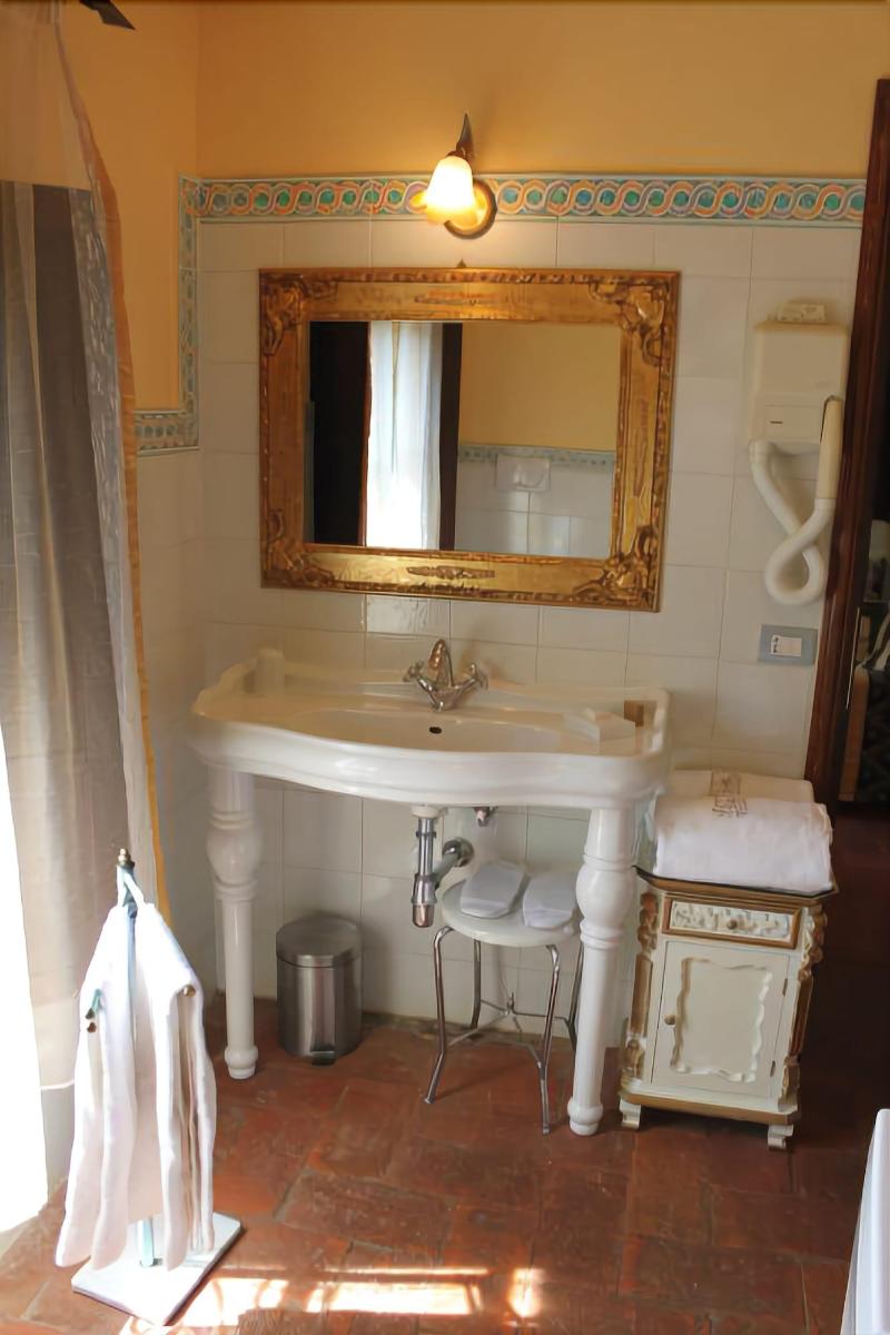Relais Castelluccio Palusse image