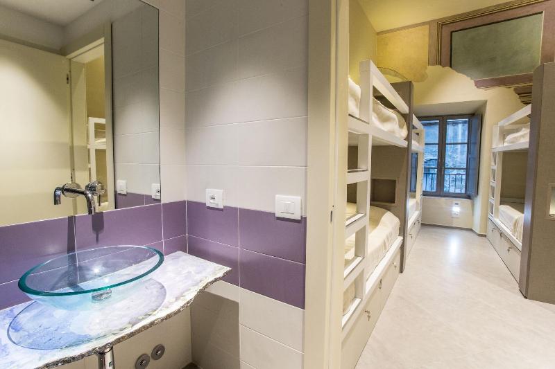 Little Italy Boutique Hostel image