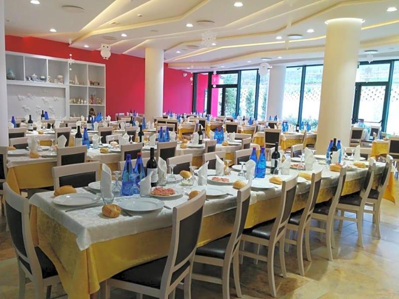 Pina Ristorante Hotel image