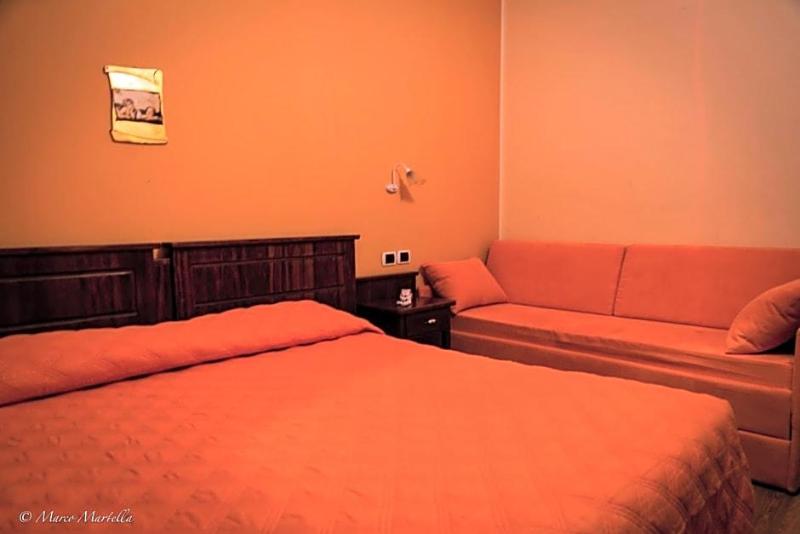 Pina Ristorante Hotel image